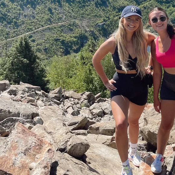 White Fox Boutique Black Shorts - Picture 8 of 8